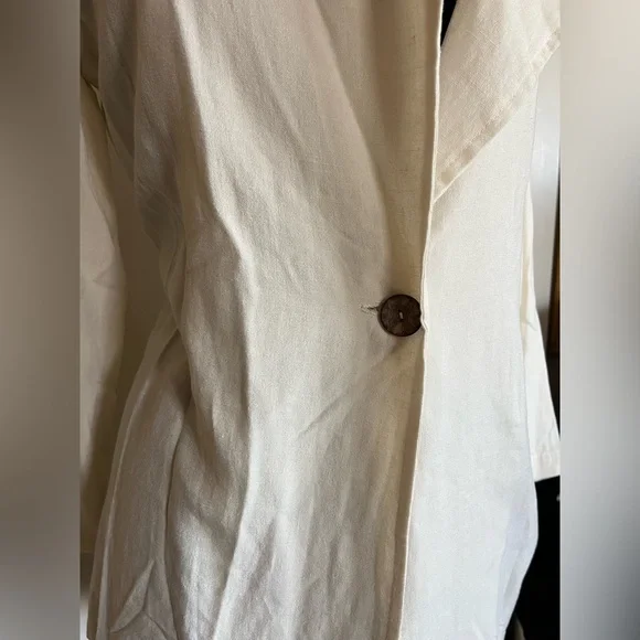 LUUKAA Cream/White Linen Blend Button Down Blouse Cardigan Jacket Size 2 - Picture 2 of 4